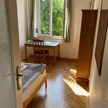 Pozsik's On Gellert Hill Lägenhet