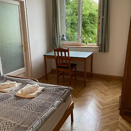 Pozsik's On Gellert Hill Lägenhet